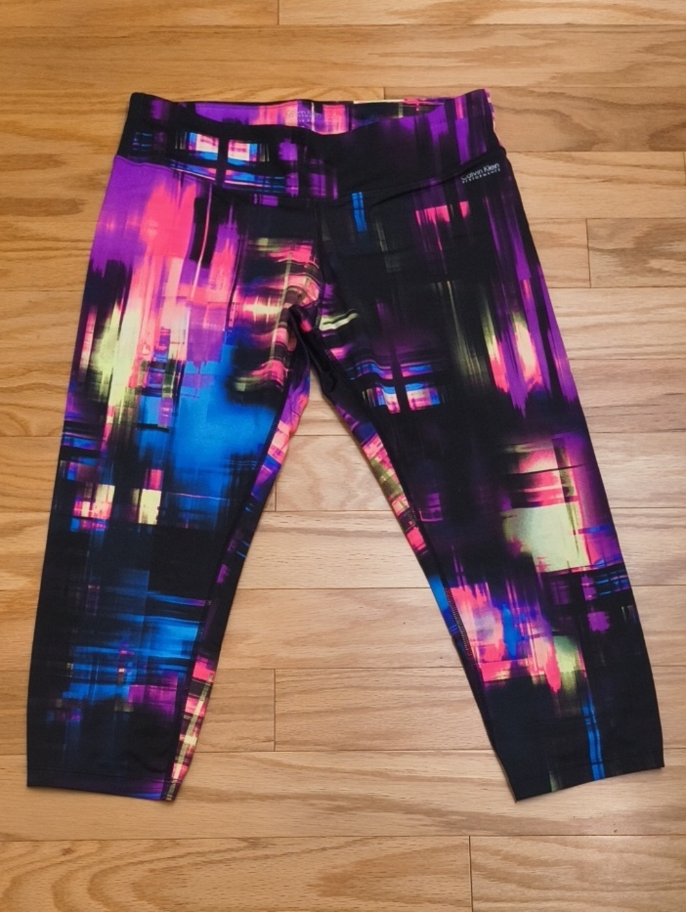 Calvin Klein Performance Active Capri Leggings Multi-Color Abstract Size L NWOT
